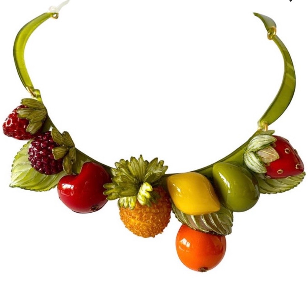 Cilea Paris  fruit 🍎 necklace - Picture 5 of 5